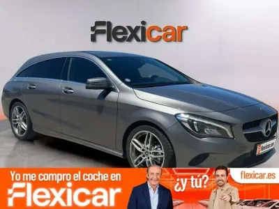 Usado Mercedes CLA180 Shooting Brake 136 CV (100 kW) 2019 Gris Familiar