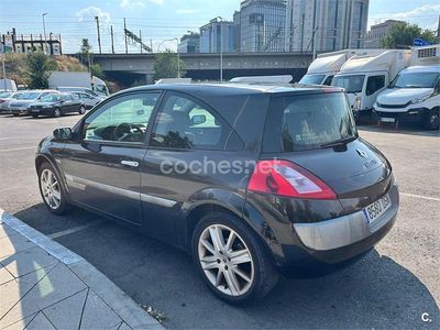 Negro Usado 2005 Renault Mégane II Authentique Berlina | 2900 €