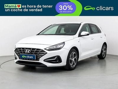 Begagnad Hyundai i30 120 HK (88 kW) 2024 Vit Sedan