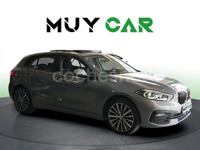 Azul Usado 2023 BMW 118 Advantage Utilitario | 24.990 € (Precio justo)