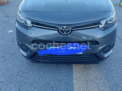 Usado Toyota Proace Verso Active 131 CV (96 kW) 2022 Gris / plata Familiar