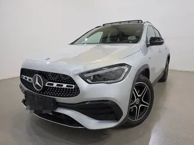 Usado Mercedes GLA250 218 CV (160 kW) 2021 Gris / plata SUV