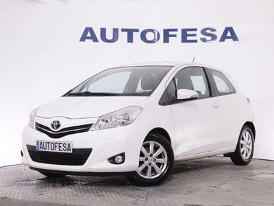 Usado Toyota Yaris 69 CV (50 kW) 2012 Blanco Coupe