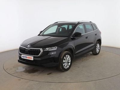 Negro Usado 2023 Skoda Karoq Ambition SUV | 27.399 € (Precio justo)