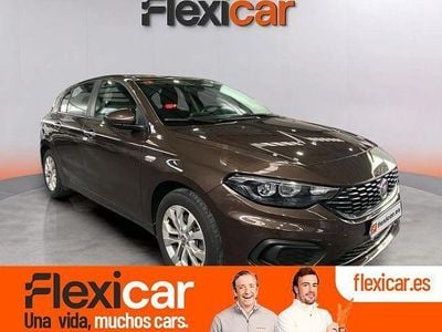Usado Fiat Tipo Easy 95 CV (69 kW) 2018 Marrón Berlina
