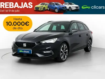 Usado Seat Leon FR 150 CV (110 kW) 2022 Negro Familiar