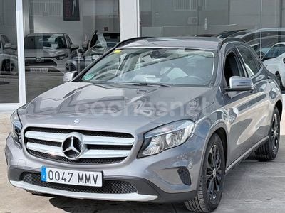 Usado Mercedes GLA200 Style 136 CV (100 kW) 2015 Gris / plata SUV