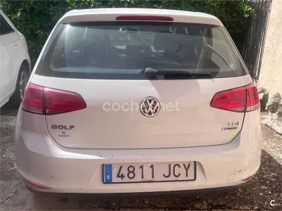Usado VW Golf VII Advance 105 CV (77 kW) 2015 Blanco Berlina