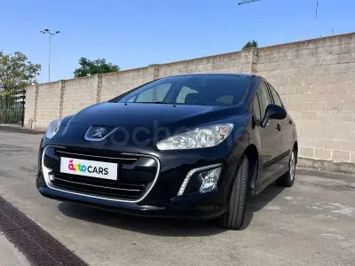 Usado Peugeot 308 Family 120 CV (88 kW) 2012 Negro Berlina
