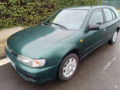 Occasion Nissan Almera 100 ch (73 kW) 1996 Vert Berline