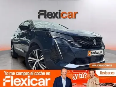 Usado Peugeot 3008 Allure 130 CV (95 kW) 2023 Azul SUV