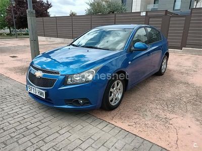 Usado Chevrolet Cruze LT 163 CV (119 kW) 2012 Azul Berlina
