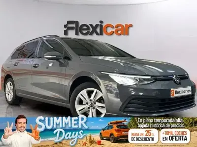 Usado VW Golf VIII Life 131 CV (96 kW) 2021 Gris Familiar