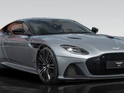 Usado Aston Martin DBS 725 CV (533 kW) 2021 Gris / plata Coupe
