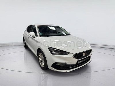 Usado Seat Leon Style 115 CV (84 kW) 2021 Blanco Berlina