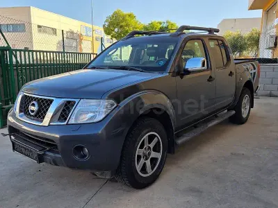Usado Nissan Navara Comfort 190 CV (139 kW) 2010 Azul Pickup/Camioneta