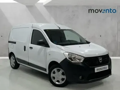 Usado Dacia Dokker Essentiel 98 CV (72 kW) 2019 Blanco Monovolumen