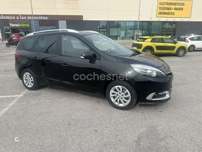 Usado Renault Grand Scénic IV Bose Edition 110 CV (80 kW) 2016 Negro Monovolumen