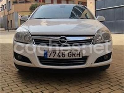 Usado Opel Astra Enjoy 100 CV (73 kW) 2009 Blanco Berlina