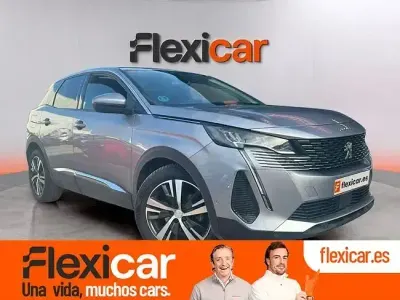Usado Peugeot 3008 Allure 130 CV (95 kW) 2021 Gris SUV