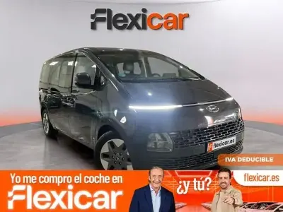 Usado Hyundai Staria 177 CV (130 kW) 2023 Gris Monovolumen