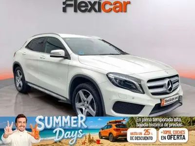 Usado Mercedes GLA200 AMG line 136 CV (100 kW) 2016 Blanco SUV