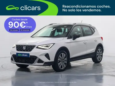 Usado Seat Arona Xperience 110 CV (80 kW) 2023 Blanco SUV