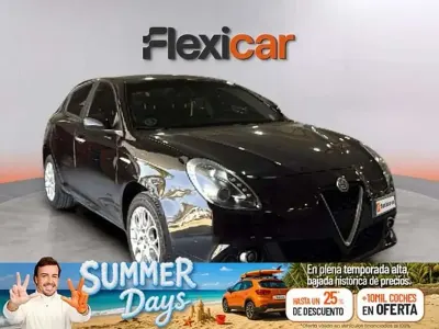 Usado Alfa Romeo Giulietta Super 120 CV (88 kW) 2019 Negro Utilitario
