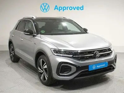 Usado VW T-Roc R-line 116 CV (85 kW) 2025 Plateado SUV
