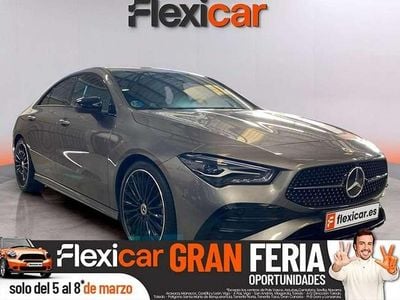 Usado Mercedes CLA200 163 CV (119 kW) 2025 Gris Berlina