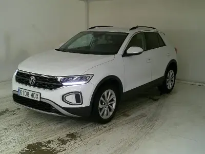 Usado VW T-Roc Life 116 CV (85 kW) 2023 Blanco SUV