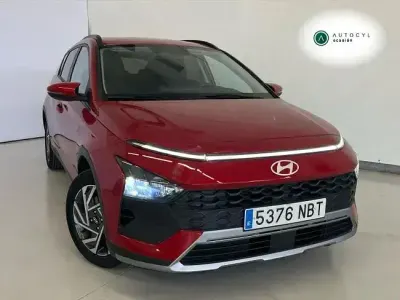 Usado Hyundai Bayon 80 CV (58 kW) 2025 Rojo SUV