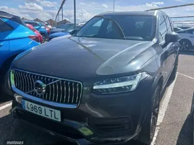 Usado Volvo XC90 Momentum 2021 Gris SUV
