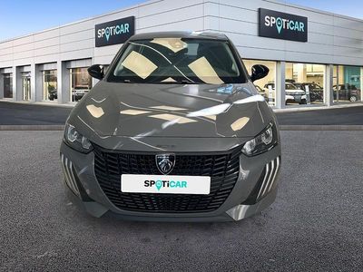 Usado Peugeot 208 Active 100 CV (73 kW) 2024 Gris Utilitario