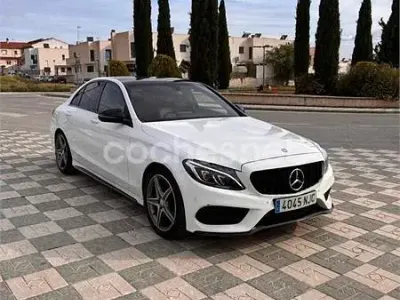 Usado Mercedes C220 AMG line 170 CV (125 kW) 2016 Blanco Berlina
