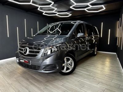 Mercedes V220