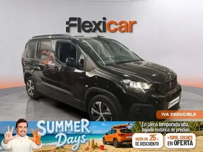 Usado Peugeot Rifter Allure 100 CV (73 kW) 2023 Negro Monovolumen