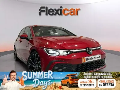 Usado VW Golf VIII GTI 245 CV (180 kW) 2021 Rojo Utilitario
