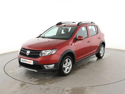 Rojo Usado 2014 Dacia Sandero Stepway Berlina | 8899 € (Un poco caro)
