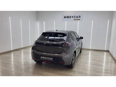 Usado Peugeot 208 Allure 100 CV (73 kW) 2023 Gris Utilitario