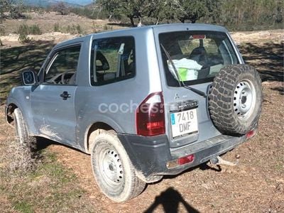 Gris / plata Usado 2005 Mitsubishi Montero SUV | 7000 €