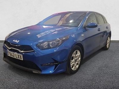 Begagnad Kia Ceed 100 HK (73 kW) 2022 Halvkombi