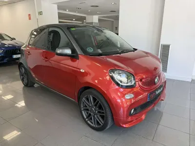 Usado Smart ForFour Prime 90 CV (66 kW) 2017 Burdeos Utilitario