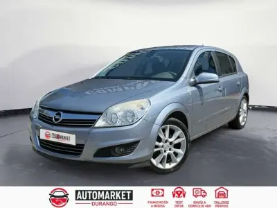 Usado Opel Astra Cosmo 140 CV (102 kW) 2007 Gris Familiar
