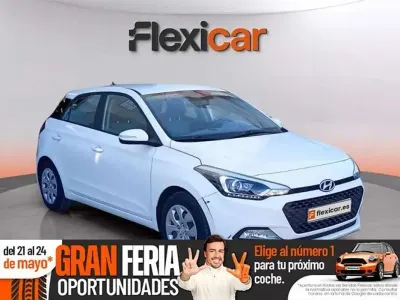 Usado Hyundai i20 84 CV (61 kW) 2017 Blanco Utilitario