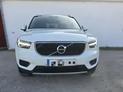 Usado Volvo XC40 Inscription 163 CV (119 kW) 2019 Blanco SUV