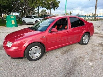 Granate Usado 2001 VW Bora Highline Berlina | 3500 €