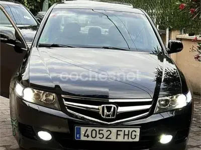 Usado Honda Accord Executive 190 CV (139 kW) 2006 Negro Berlina