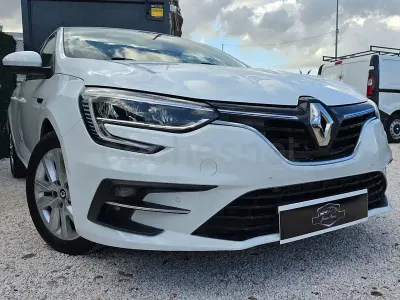 Begagnad Renault Mégane II Equilibre 115 HK (84 kW) 2022 Vit Sedan