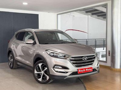 Gris / plata Usado 2016 Hyundai Tucson Style SUV | 19.990 € (Un poco caro)
